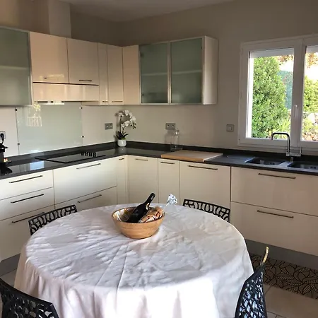 Bella Vista Feriehus *